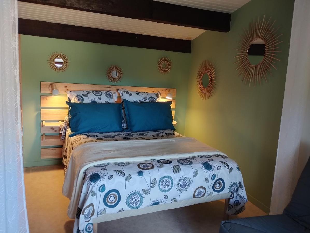 Bed and Breakfast Chez Nathalie Et Raphael Grane Exterior foto