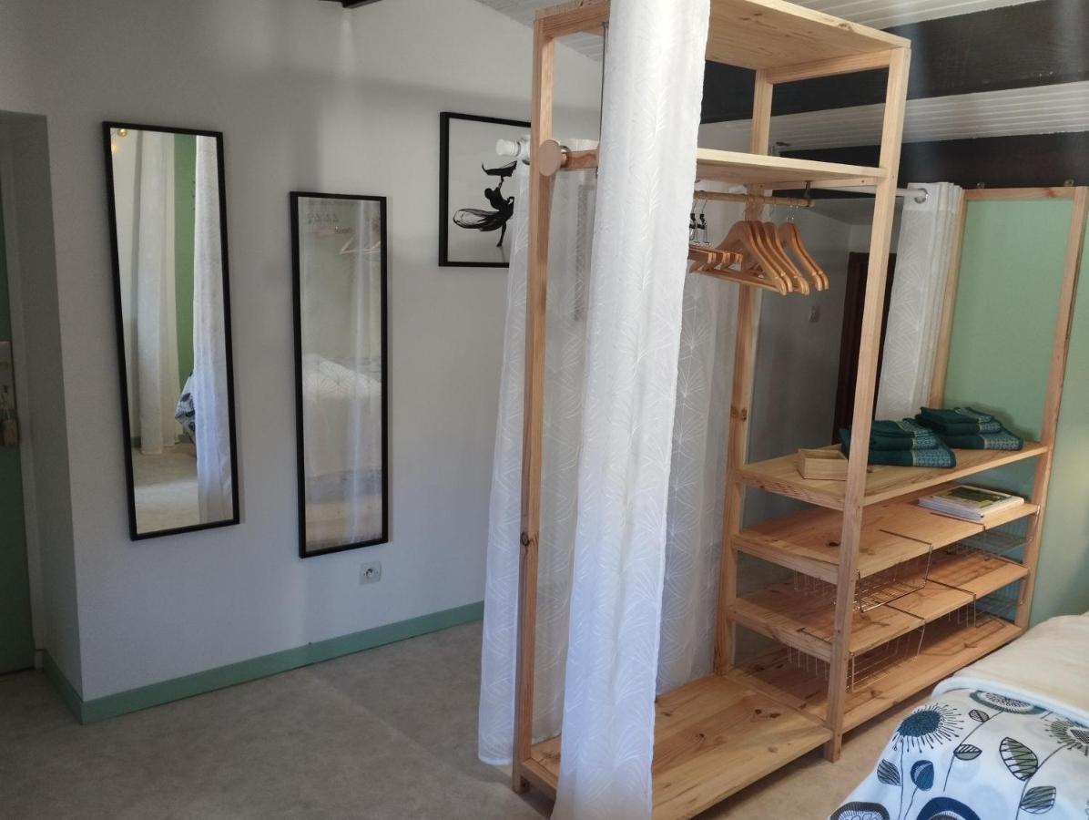 Bed and Breakfast Chez Nathalie Et Raphael Grane Exterior foto